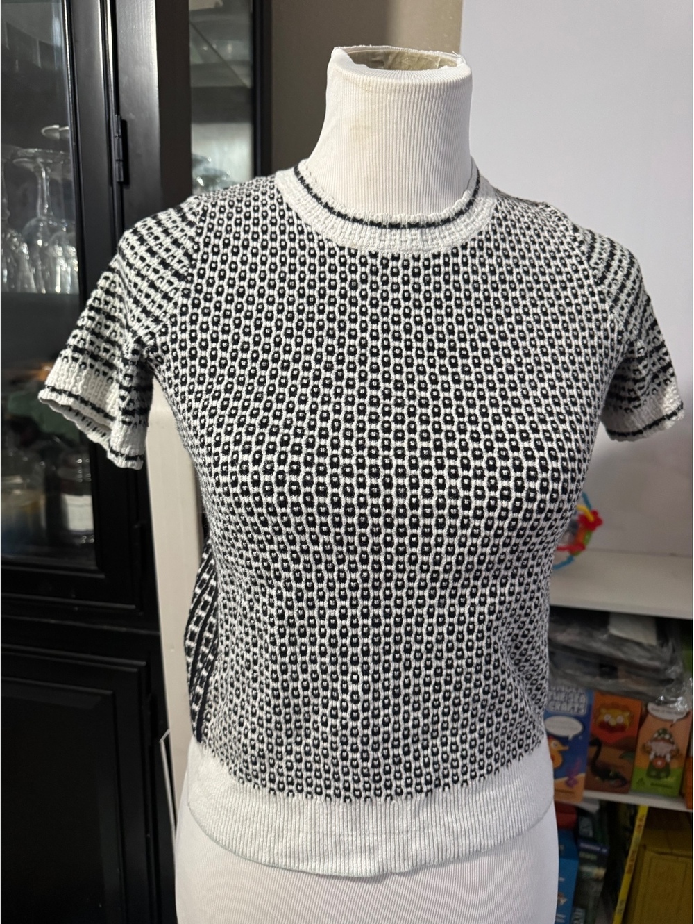 Anthropologie Black and White Patterned Short Sleeve Knit Top XS